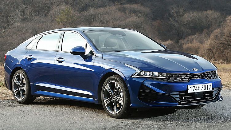 Kia К5 получил обновленные комплектации и цены Kia К5 получил обновленные комплектации и цены