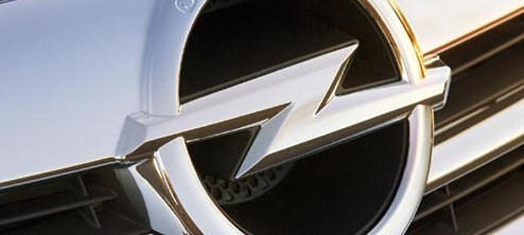 Opel в 2016 году выпустит универсал и кроссовер Opel в 2016 году выпустит универсал и кроссовер