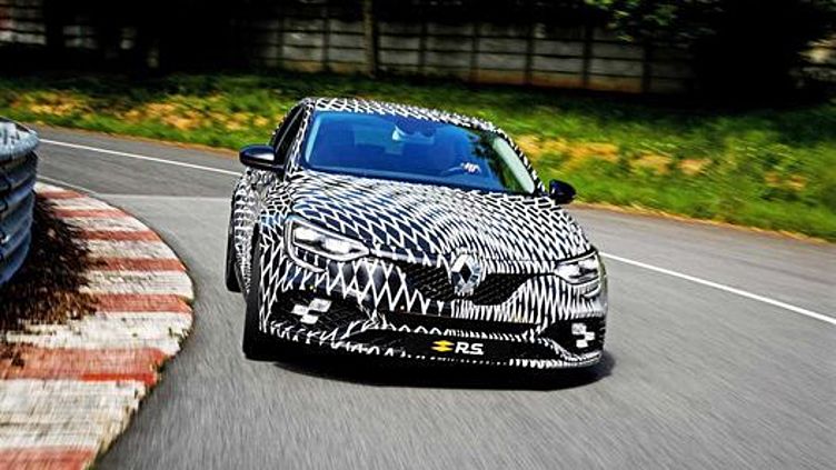 Новый хот-хэтч Renault представят в Монако Новый хот-хэтч Renault представят в Монако
