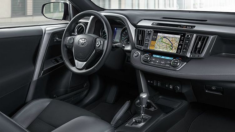 Toyota RAV4 получила версию с «Яндекс.Навигатором» Toyota RAV4 получила версию с «Яндекс.Навигатором»