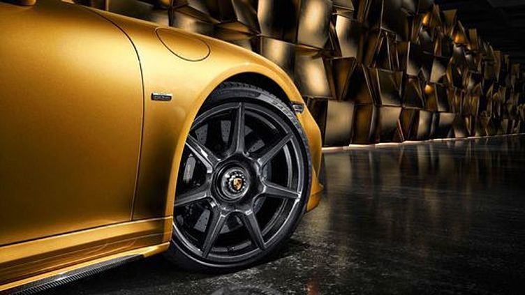 В Porsche сделали полностью карбоновые диски В Porsche сделали полностью карбоновые диски