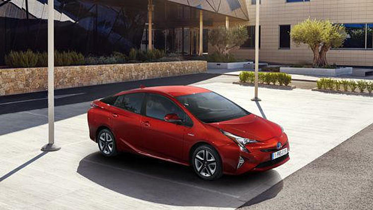 Toyota показала новое поколение культового Toyota показала новое поколение культового