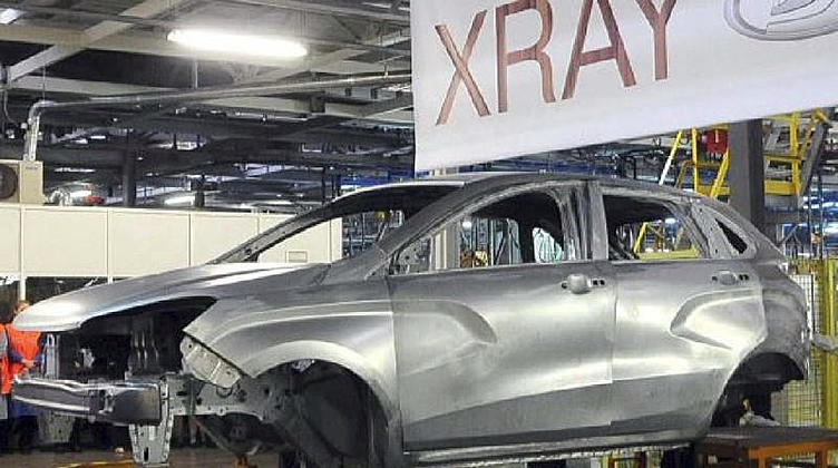 Озвучен детальный план запуска в производство Lada Xray Озвучен детальный план запуска в производство Lada Xray