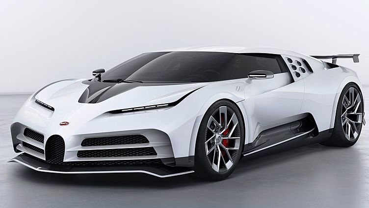 Bugatti показала первый клиентский экземпляр гиперкара Centodieci Bugatti показала первый клиентский экземпляр гиперкара Centodieci