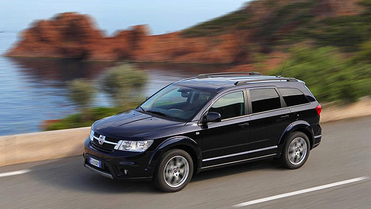Fiat Freemont появится в России в июне