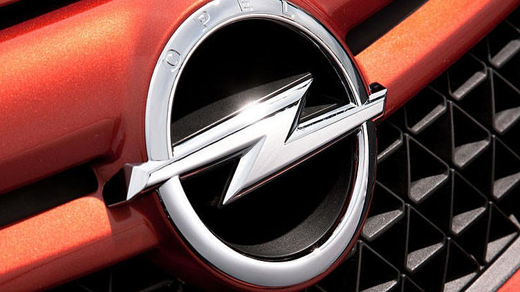 Opel и Chevrolet подорожают из-за падения курса рубля Opel и Chevrolet подорожают из-за падения курса рубля