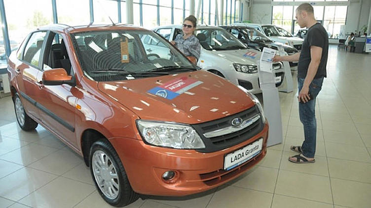 АВТОВАЗ возобновил продажи Lada Granta и Lada Largus по утилизационной программе