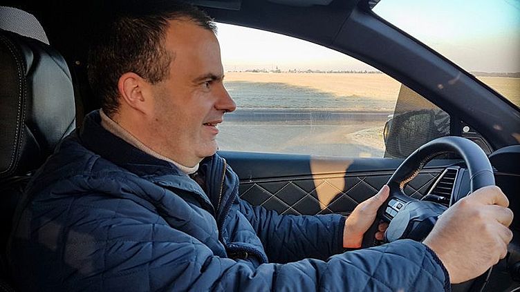 Глава DS частично раскрыл новую модель Глава DS частично раскрыл новую модель