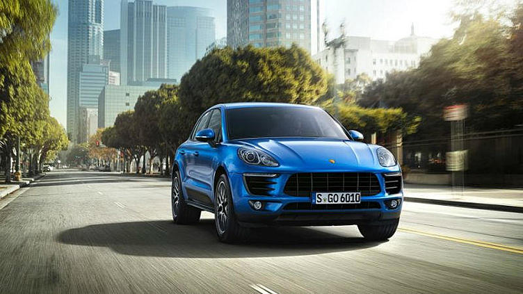 Porsche отзовет три тысячи кроссоверов Macan в России