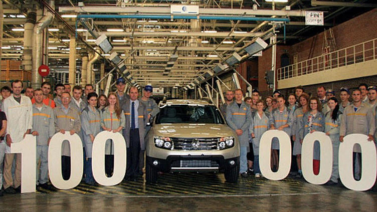 Российский завод Renault выпустил 100-тысячный Duster Российский завод Renault выпустил 100-тысячный Duster
