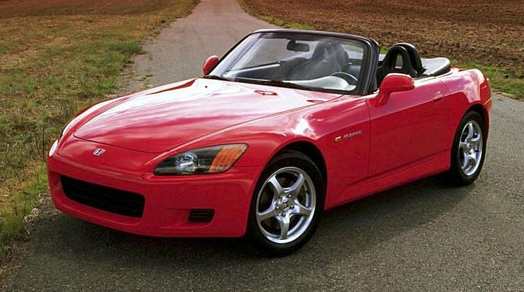Новая Honda S2000 станет среднемоторным гибридом Новая Honda S2000 станет среднемоторным гибридом