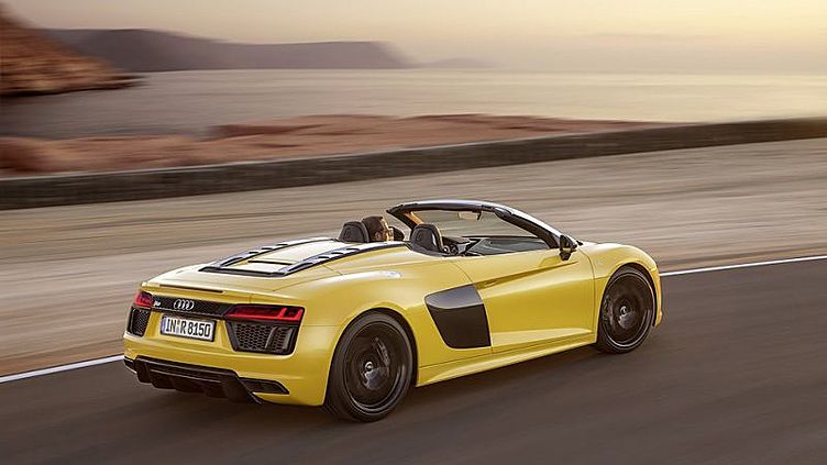 Audi R8 лишили крыши Audi R8 лишили крыши