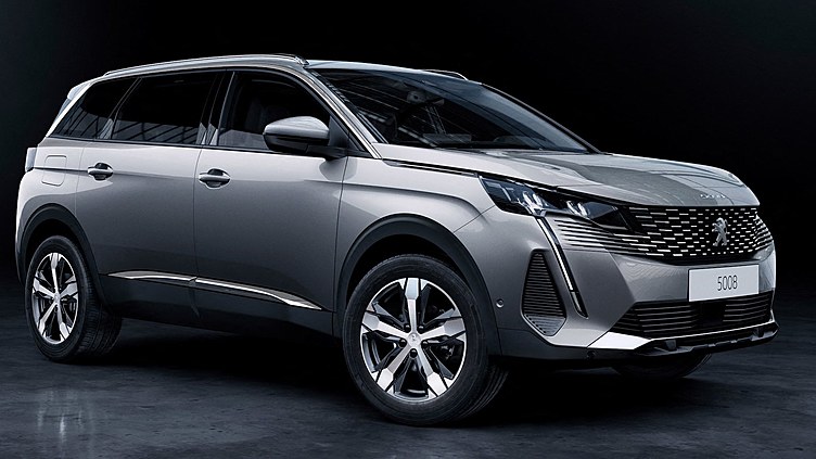 Peugeot 5008 обновился в след за младшим 3008