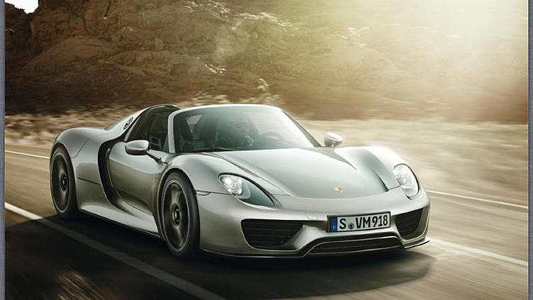 Porsche испытывает электрический спорткар Porsche испытывает электрический спорткар
