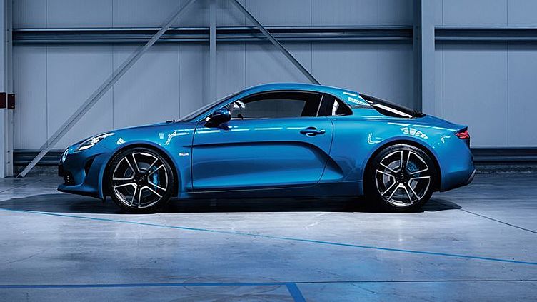 Alpine A110 оказался быстрее Porsche 718 Cayman