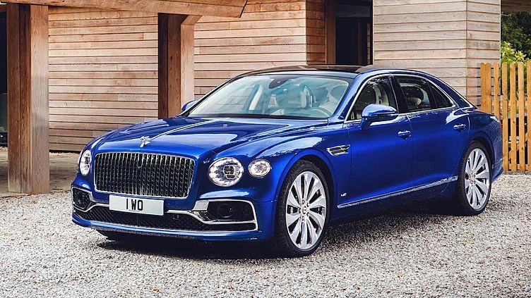 Эксклюзивный вариант нового Bentley Flying Spur продадут на аукционе