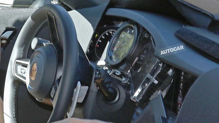 Новый Porsche 911 получит цифровую приборку и станет гибридом Новый Porsche 911 получит цифровую приборку и станет гибридом