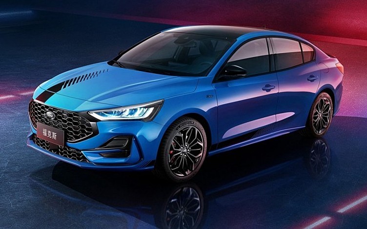 Представлен обновленный Ford Focus для Китая Представлен обновленный Ford Focus для Китая