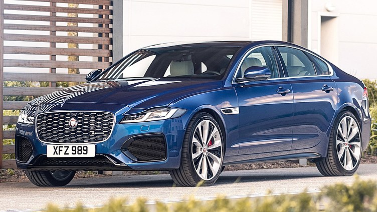 Jaguar XF обновился