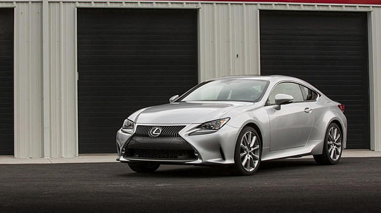 Новый Lexus RC 350 обойдется в 2,4 млн рублей