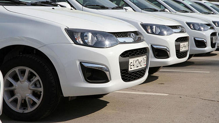 АВТОВАЗ в августе снизил продажи на 23,6%