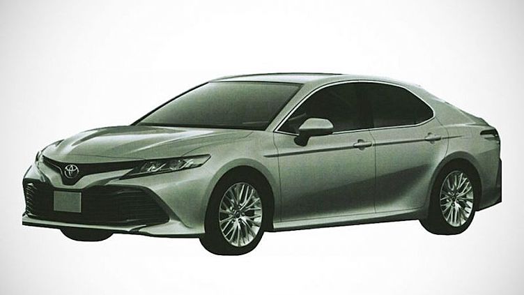 Появились изображения новой Toyota Camry для России