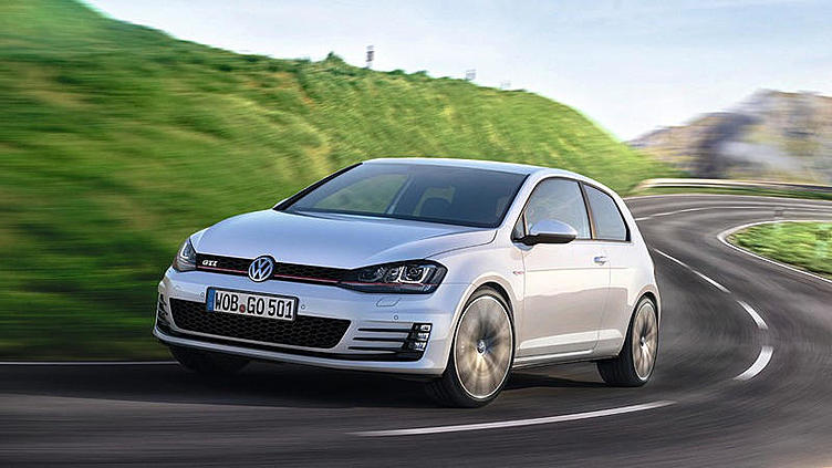 VW озвучил мощность мотора нового Golf GTI