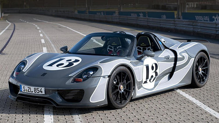 Двухдверка Porsche 918 Spyder окажется мощнее заявленной Двухдверка Porsche 918 Spyder окажется мощнее заявленной