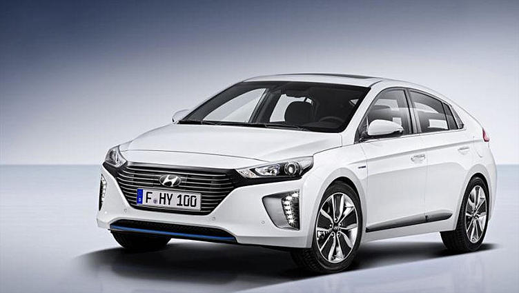 За гибридом Hyundai Ioniq последуют десятки экомобилей
