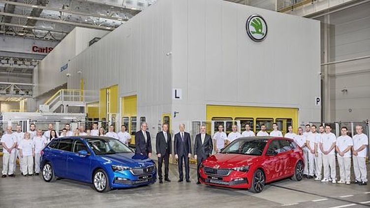 Первый хэтчбек Skoda Scala сошел с конвейера Первый хэтчбек Skoda Scala сошел с конвейера