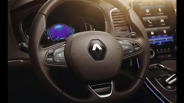 Новая Renault Laguna сыграет за двоих Новая Renault Laguna сыграет за двоих