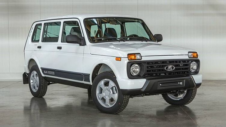 «АвтоВАЗ» приспособил пятидверную Lada 4x4 для города «АвтоВАЗ» приспособил пятидверную Lada 4x4 для города