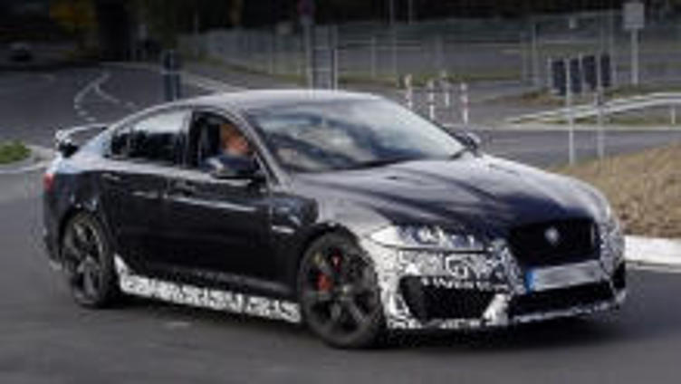 На Нюрбургринге пойман окрылённый седан Jaguar XFR-S На Нюрбургринге пойман окрылённый седан Jaguar XFR-S
