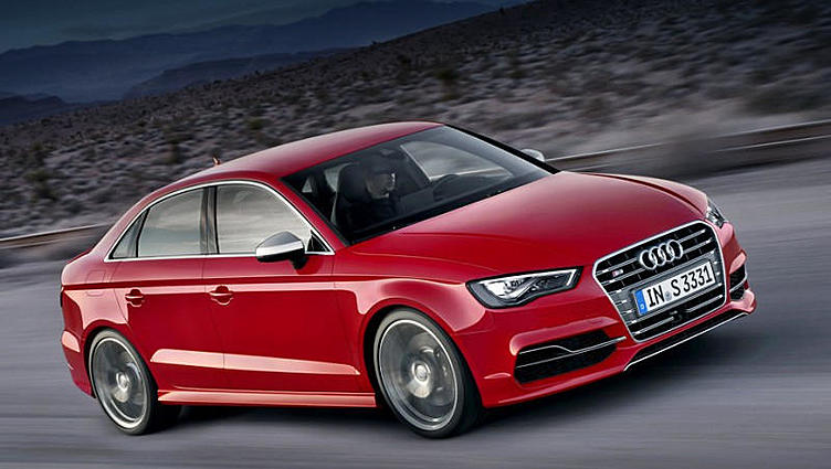 Оглашены цены почти на всё семейство Audi S3 Оглашены цены почти на всё семейство Audi S3