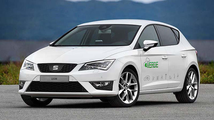 Seat превратил Leon в гибрид за 34 млн евро Seat превратил Leon в гибрид за 34 млн евро