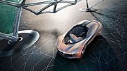 Компания BMW представила автономный концепт в честь своего столетия