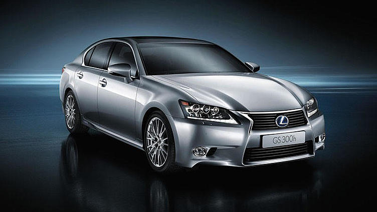 У Lexus появился новый гибридный седан У Lexus появился новый гибридный седан
