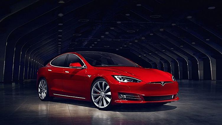 Tesla Model S обновилась Tesla Model S обновилась