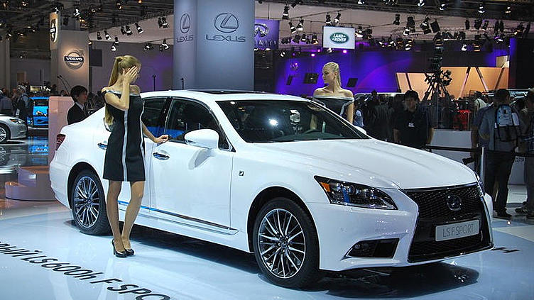 Американцы объявили самыми качественными Lexus LS и марку Porsche Американцы объявили самыми качественными Lexus LS и марку Porsche