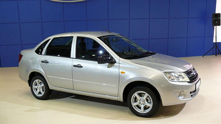 Lada Granta в марте установила рекорд продаж Lada Granta в марте установила рекорд продаж