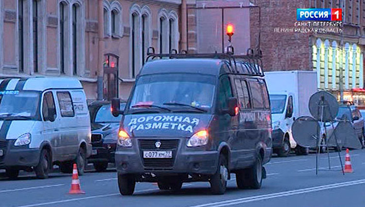 Зону платной парковки Петербурга обозначат синей разметкой