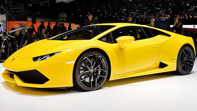 Женевский автосалон стал местом дебюта нового суперкара Lamborghini Женевский автосалон стал местом дебюта нового суперкара Lamborghini