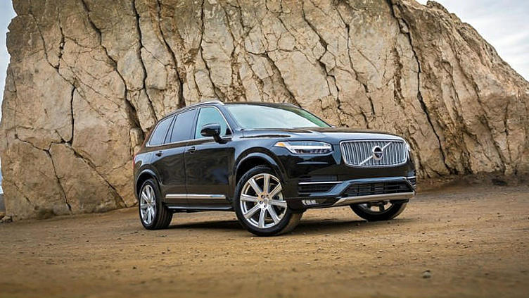 Volvo отзовет в России новые XC90 Volvo отзовет в России новые XC90