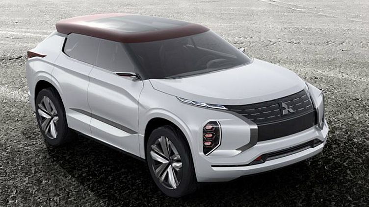 Mitsubishi привезет в Париж предвестника гибридного кроссовера Mitsubishi привезет в Париж предвестника гибридного кроссовера