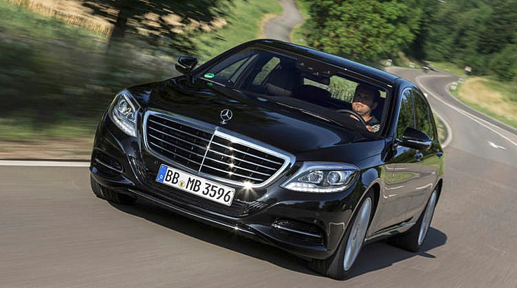 Mercedes снизил расход топлива S-класса до 2,8 л