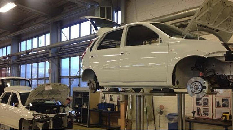 Самая быстрая LADA Kalina запущена в серию Самая быстрая LADA Kalina запущена в серию