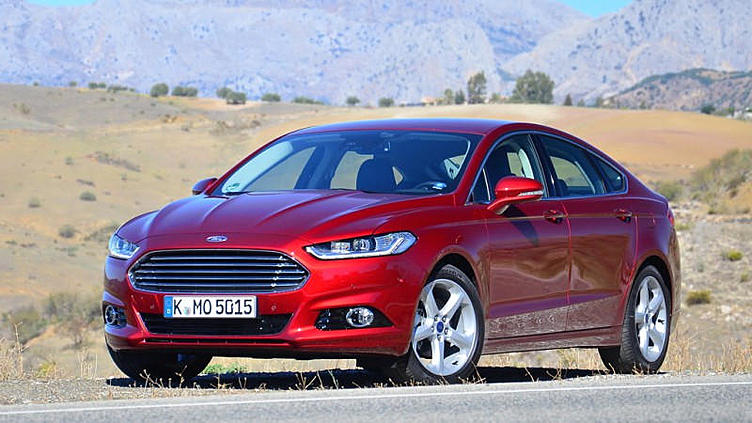 Ford Mondeo будет дешеветь медленнее премиальных седанов