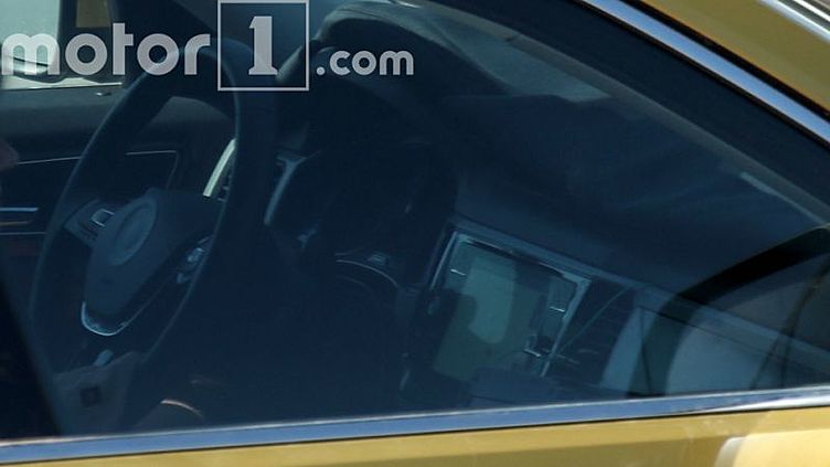 Шпионы сфотографировали салон Volkswagen Teramont Шпионы сфотографировали салон Volkswagen Teramont