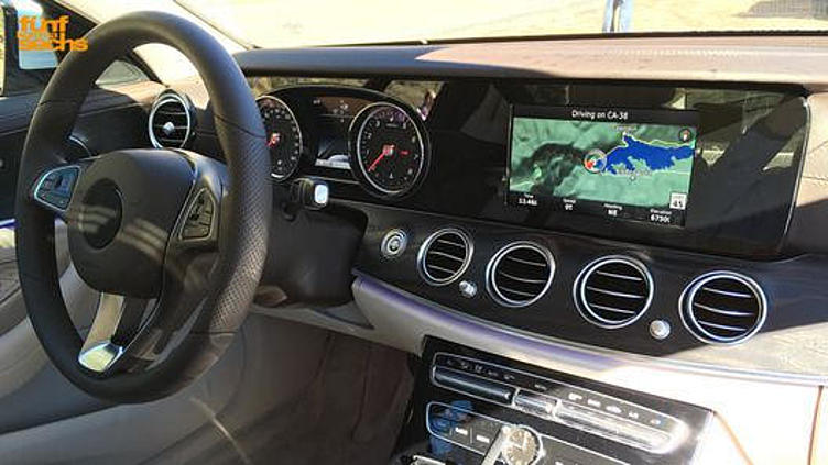 Новый Mercedes-Benz E-класса будет не настолько цифровым, как ожидалось Новый Mercedes-Benz E-класса будет не настолько цифровым, как ожидалось