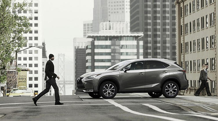 Lexus готовит маленький полноприводный кроссовер Lexus готовит маленький полноприводный кроссовер